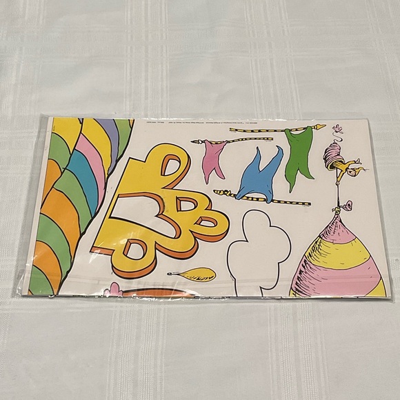 Dr. Seuss Oh! The Places You'll Go Bulletin Board Set - Blue, Yellow, Red - Picture 3 of 3